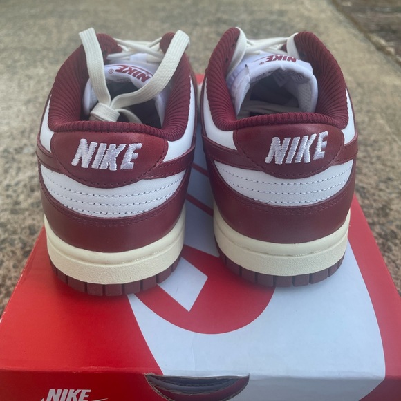 NEW Nike Dunk Low PRM  FJ4555-100 Size 6 - Picture 11 of 11